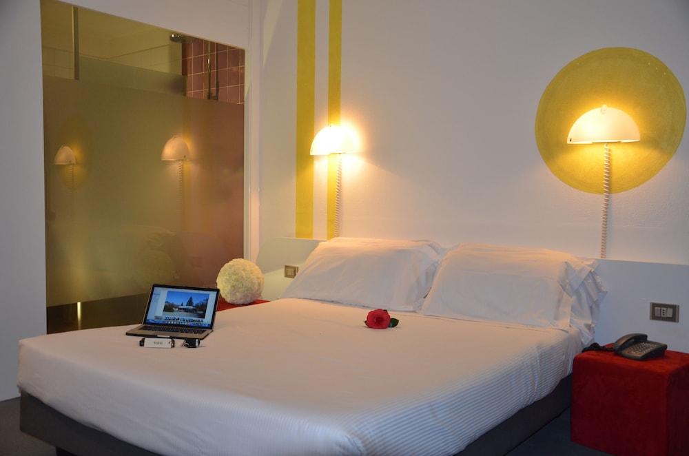 Green Hotel Motel Vergiate Exterior foto